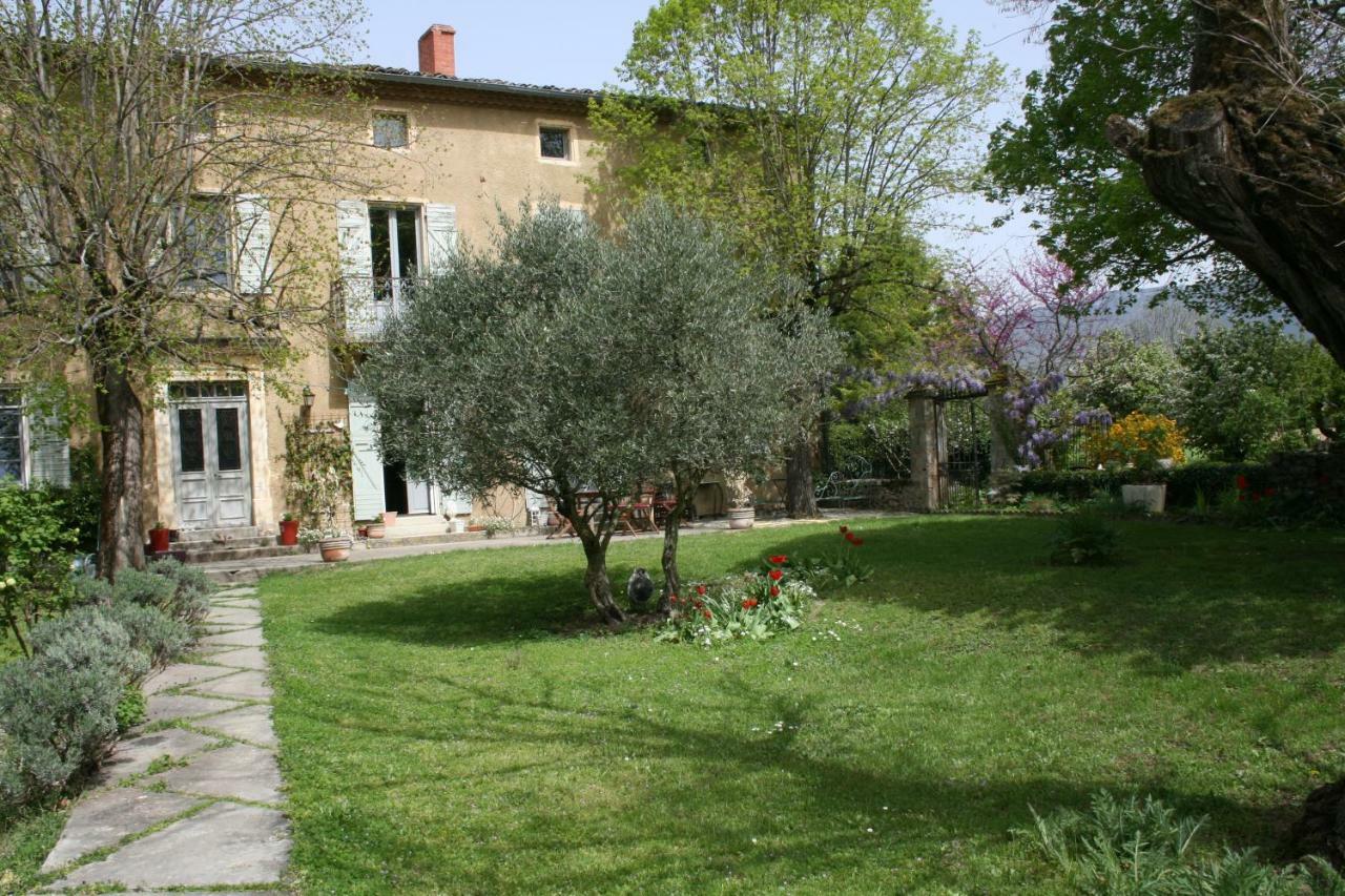 فندق Le Domaine Des Rouges Queues Chateaudouble  المظهر الخارجي الصورة